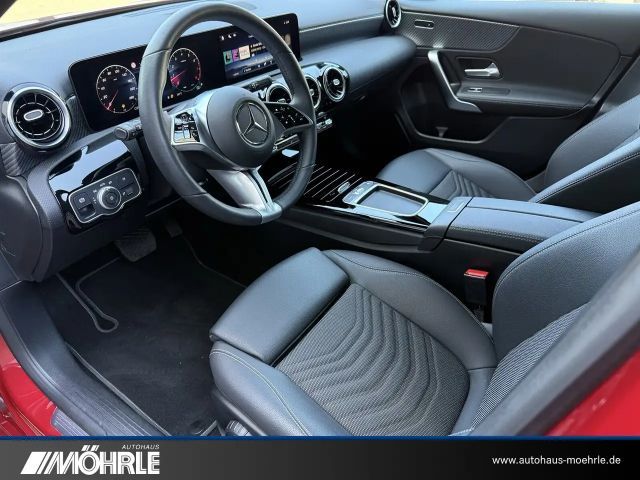 Mercedes-Benz A 200 Progressive