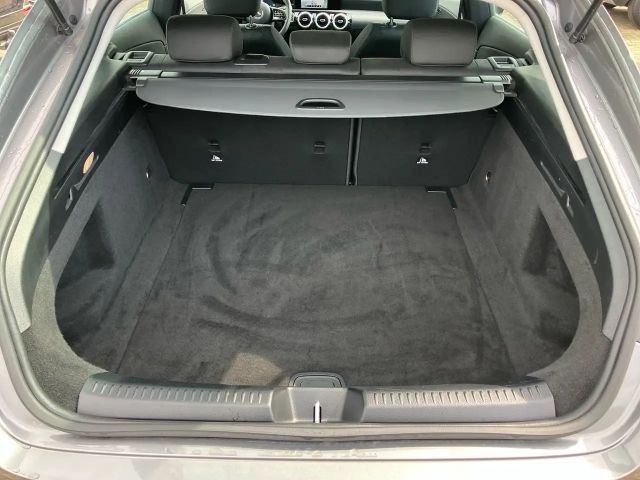 Mercedes-Benz CLA 200 CLA 200 d Shooting Brake