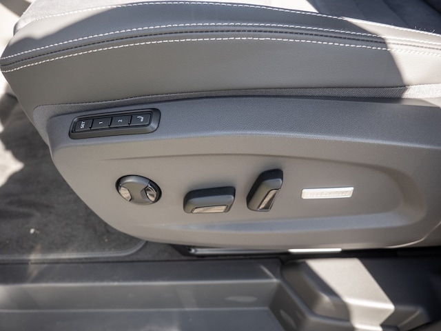 Volkswagen Multivan 2.0 TDI Lang T7