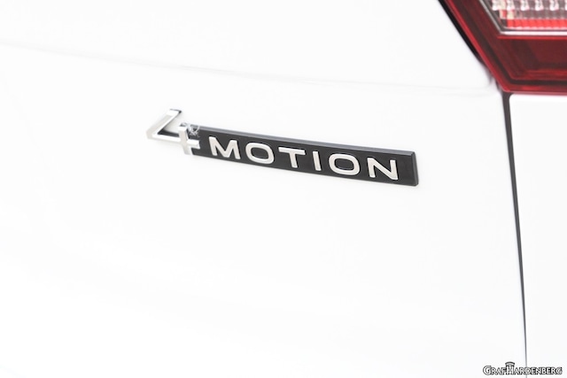 Volkswagen Tiguan 4Motion DSG R-Line