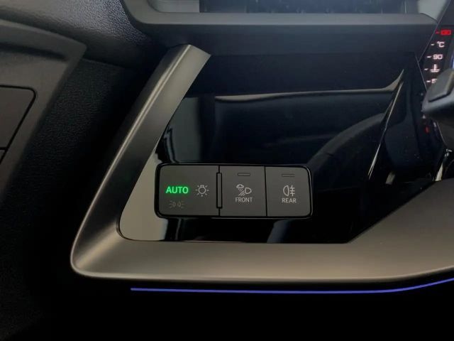 Audi A3 30 TDI Sedan