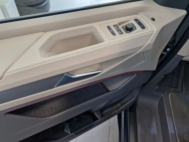 Volkswagen Multivan Life T7
