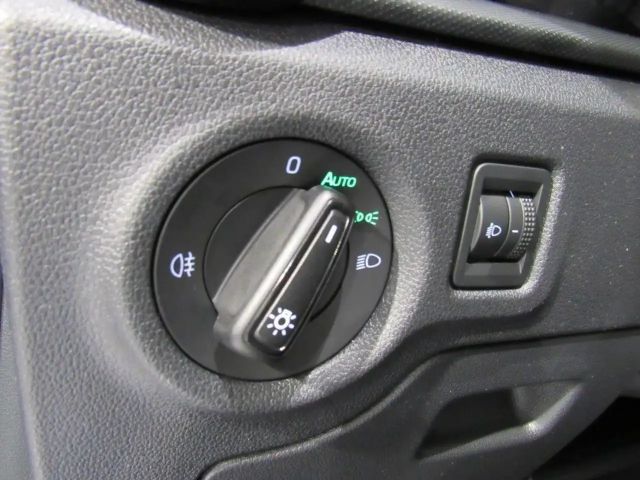 Skoda Fabia 1.0 MPI Essence