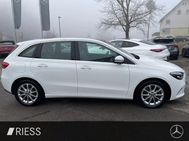 Mercedes-Benz B 250 B 250 e