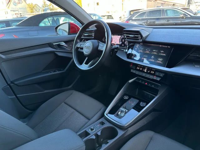 Audi A3 30 TFSI Sedan