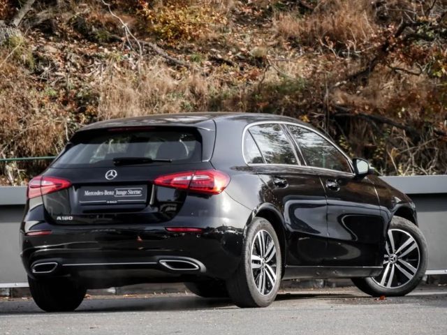 Mercedes-Benz A 180 Progressive