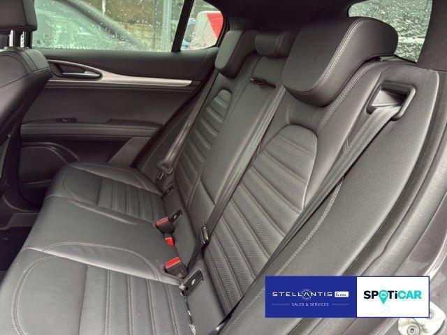 Alfa Romeo Stelvio Q4 Turbo Veloce