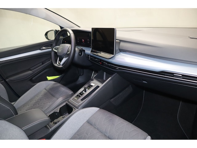 Volkswagen Golf 1.5 eTSI Golf VIII