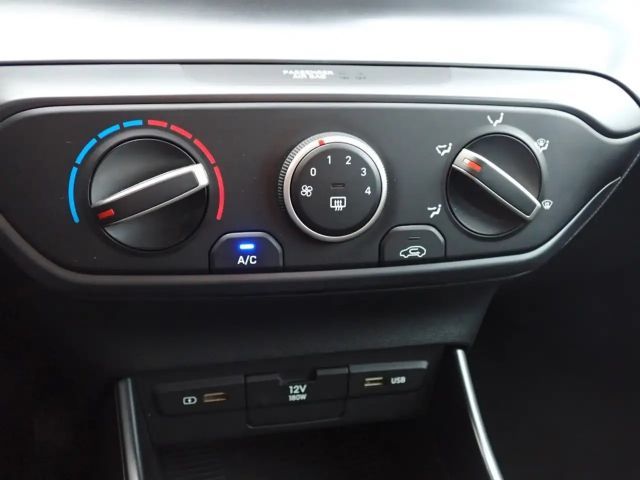 Hyundai i20 TURBO RF-Kamera Sitzheizung ...