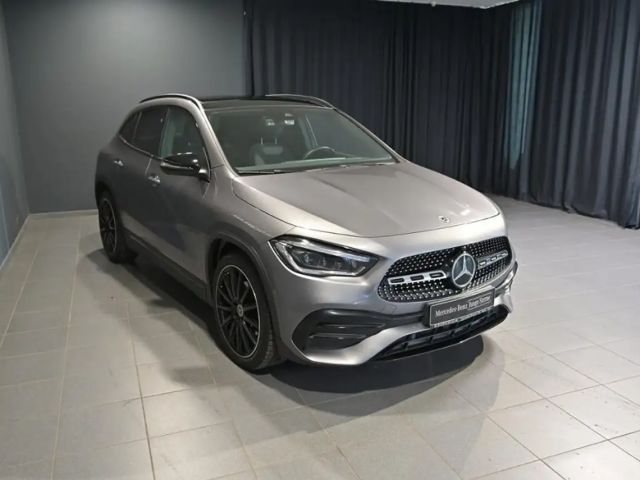 Mercedes-Benz GLA 250 AMG Line