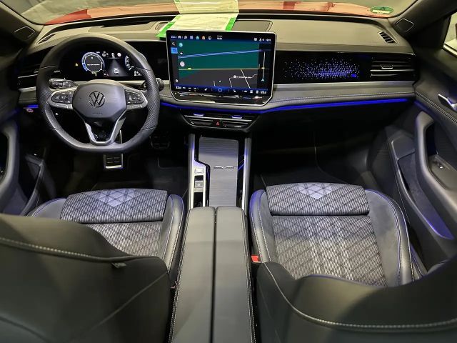 Volkswagen Passat R-Line Style Variant