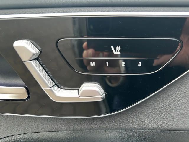 Mercedes-Benz C 200 AMG Line C 200 d Sedan