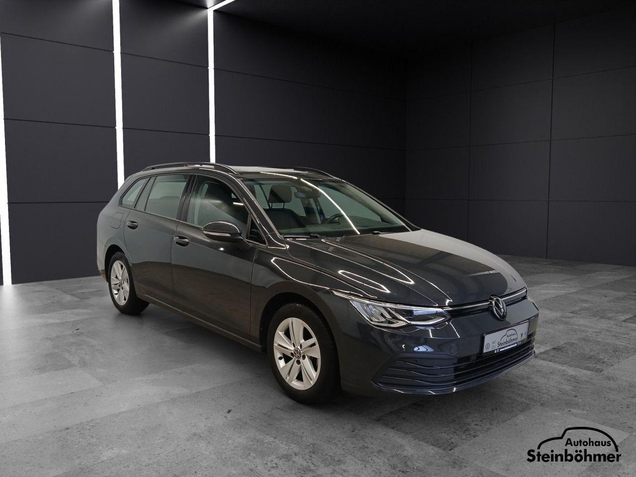 Volkswagen Golf 1.5 eTSI DSG Life Variant