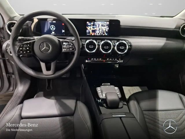 Mercedes-Benz A 250 A 250 e Style