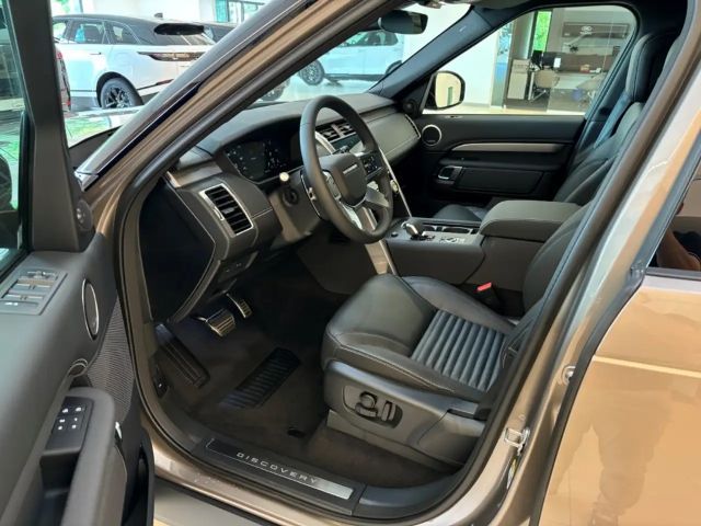 Land Rover Discovery D300 Dynamic SE