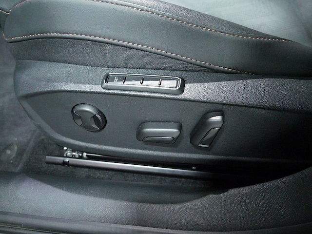 Cupra Leon Leon 1.5 eTSI  PDC SHZ KAMERA NAVI AHK ACC LED