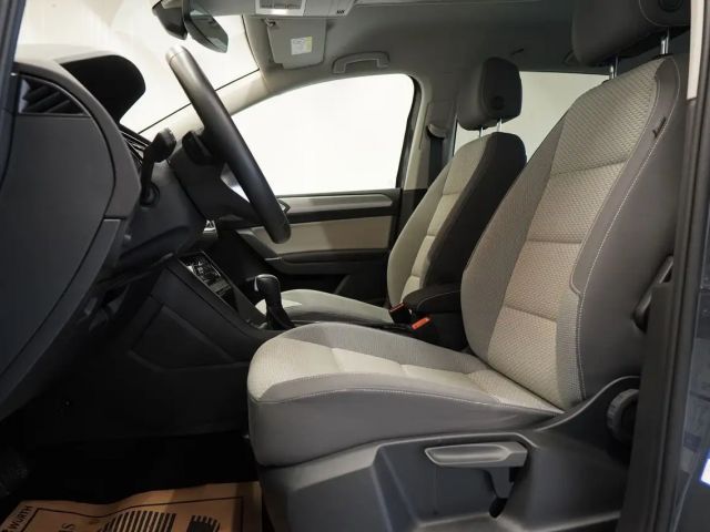 Volkswagen Touran 1.5 TSI DSG