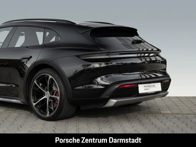Porsche Taycan 4S Cross Turismo