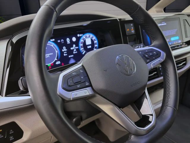 Volkswagen Multivan 2.0 TDI DSG Lang Life T7