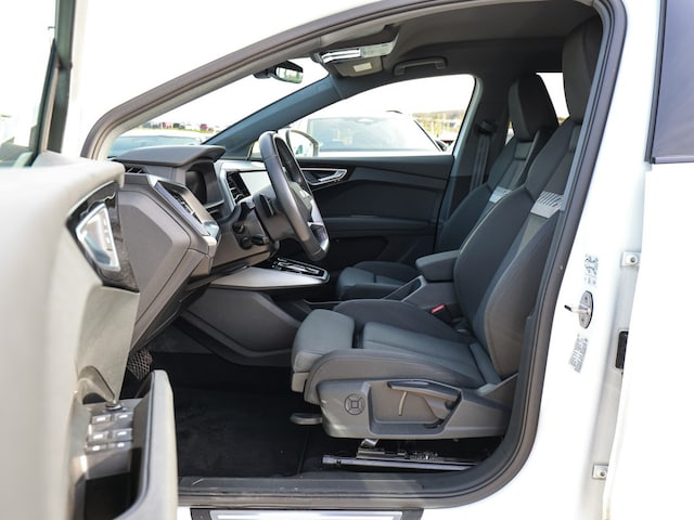 Audi Q4 e-tron SUV 45 e-tron Audi Q4 e-tron