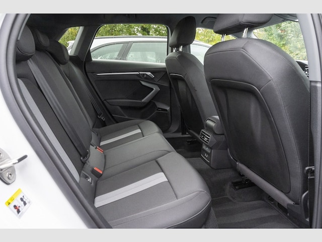 Audi A3 30 TFSI S-Tronic Sportback