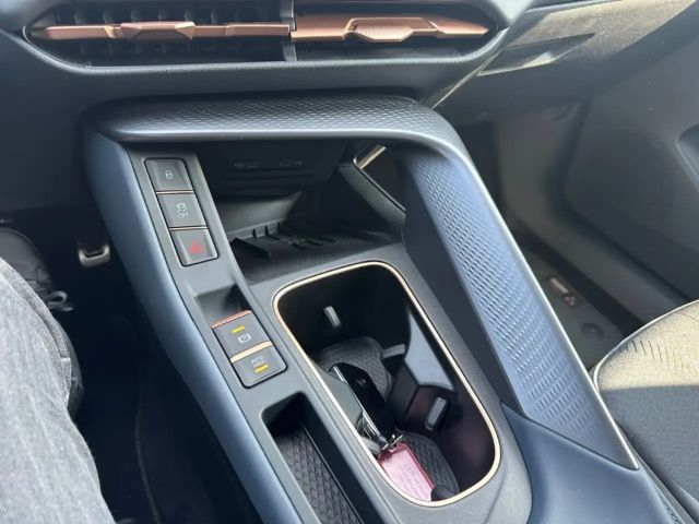 Cupra Terramar 1.5 e-Hybrid