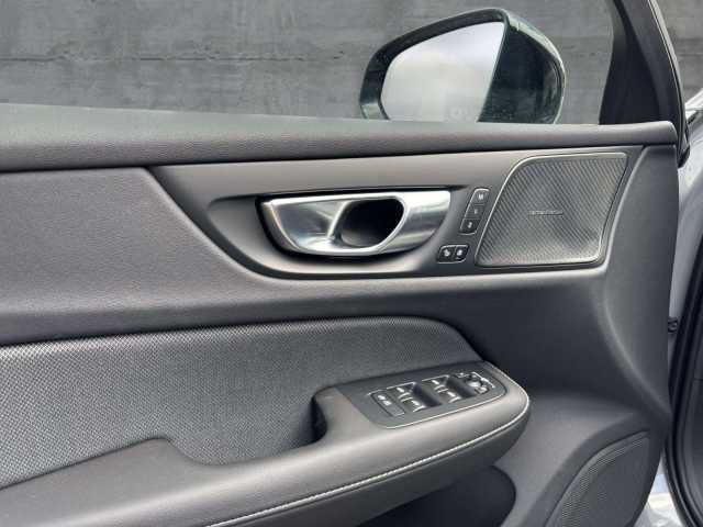 Volvo V60 Dark Plus