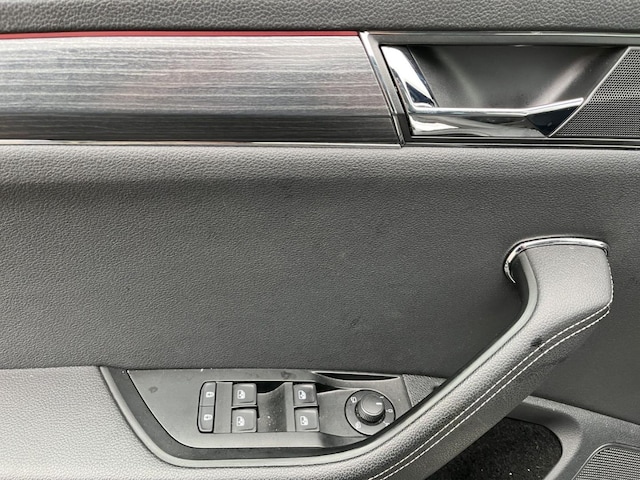 Skoda Superb Business Combi Style Style