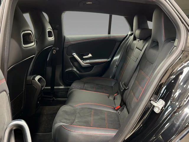 Mercedes-Benz CLA 180 AMG Line Shooting Brake