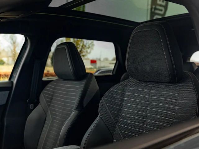 Peugeot 5008 MHEV I 136 PK AT I 7-zit I Pano dak I 360° Came...