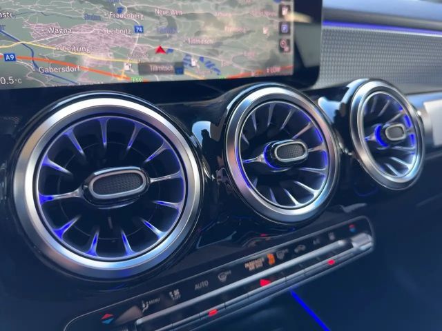 Mercedes-Benz EQB 250