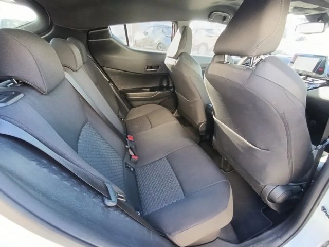 Toyota C-HR Hybride Team D