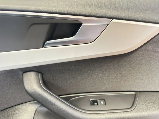 Audi A4 40 TDI S-Tronic Sedan