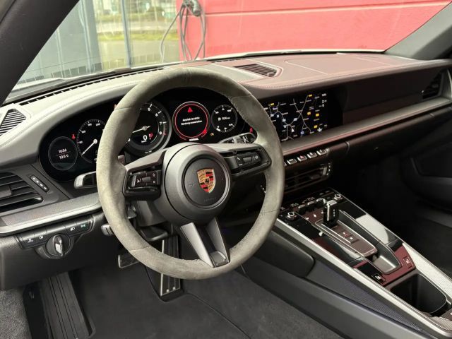 Porsche 911 992 Carrera Coupé