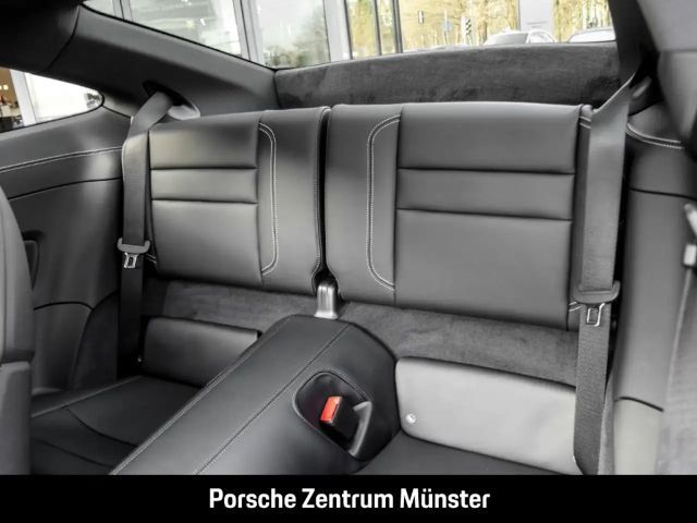 Porsche 992 4S Carrera Coupé