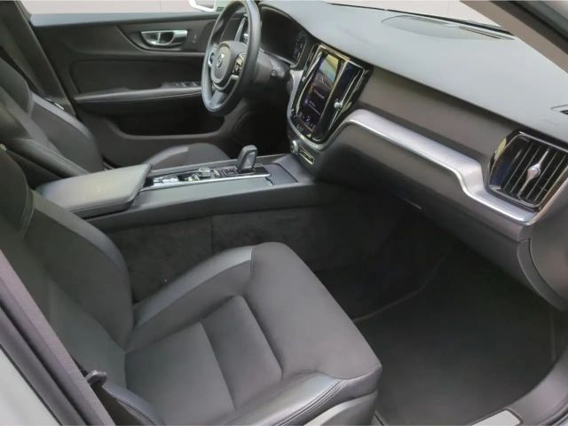 Volvo V60 Cross Country AWD