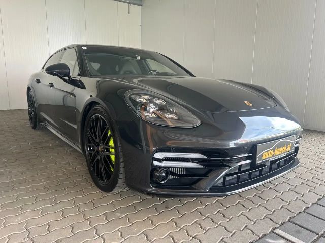 Porsche Panamera E-Hybrid S Turbo