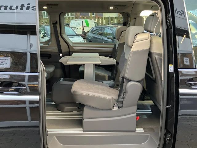 Volkswagen Multivan 2.0 TDI DSG Style T7