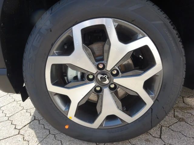 SsangYong Torres 2WD Quartz