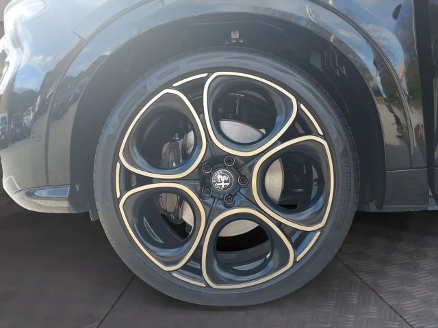 Alfa Romeo Tonale FWD Hybrid