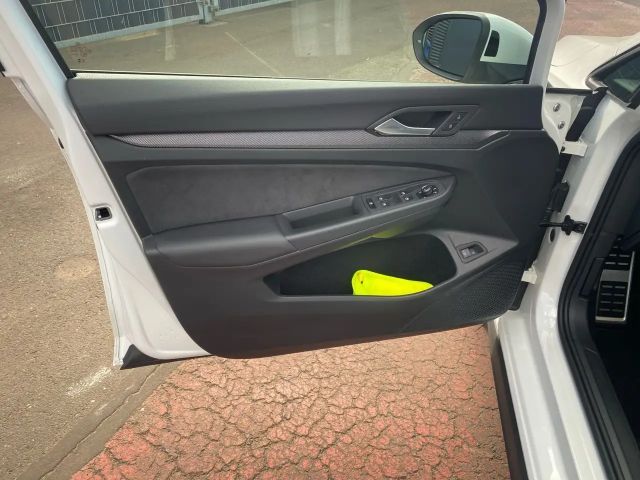 Volkswagen Golf DSG GTE eHybrid