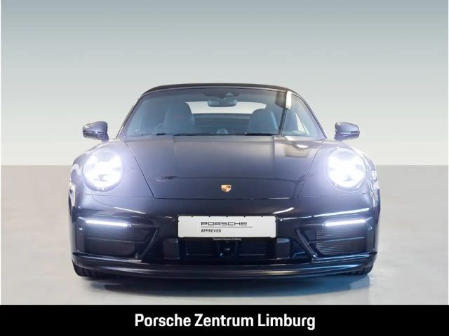 Porsche 992 4 Cabrio Carrera GTS