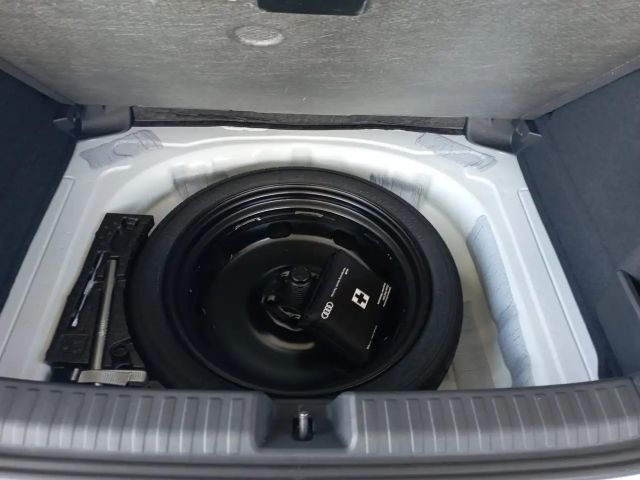 Audi A3 30 TFSI Sedan