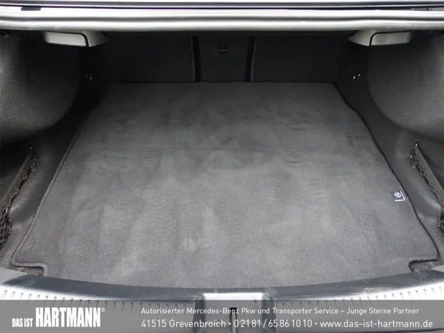 Mercedes-Benz CLA 200 AMG Line Coupé Premium