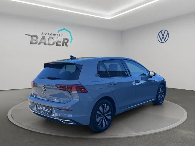Volkswagen Golf 1,5 TSI Navi LED AHK SHZ RFK ACC