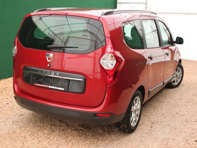 Dacia Lodgy 7 zitter