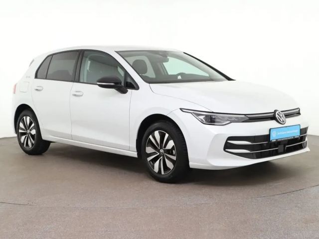 Volkswagen Golf 1.5 eTSI DSG Golf VIII