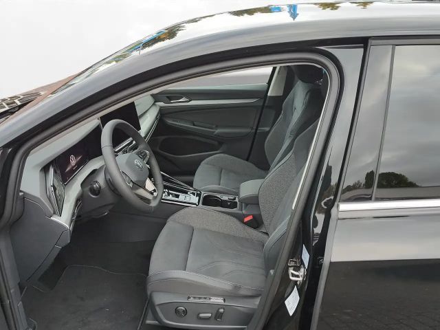 Volkswagen Golf 1.5 eTSI Golf VIII Style