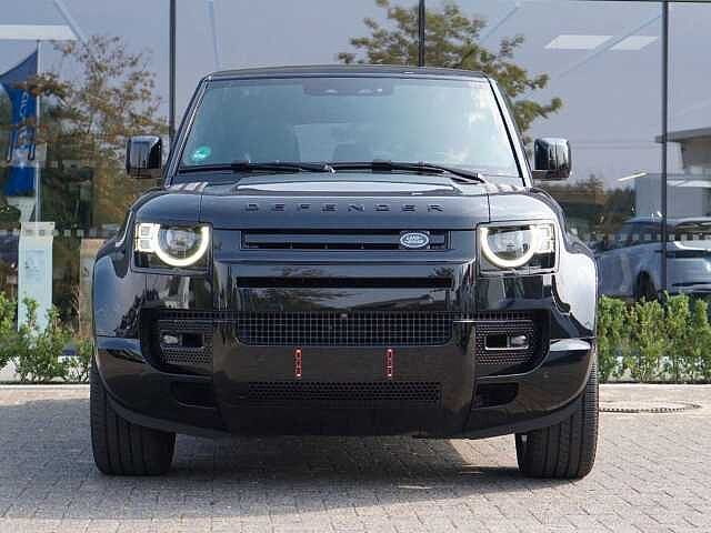 Land Rover Defender 110