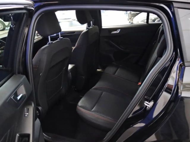 Ford Focus ST Line Wagon